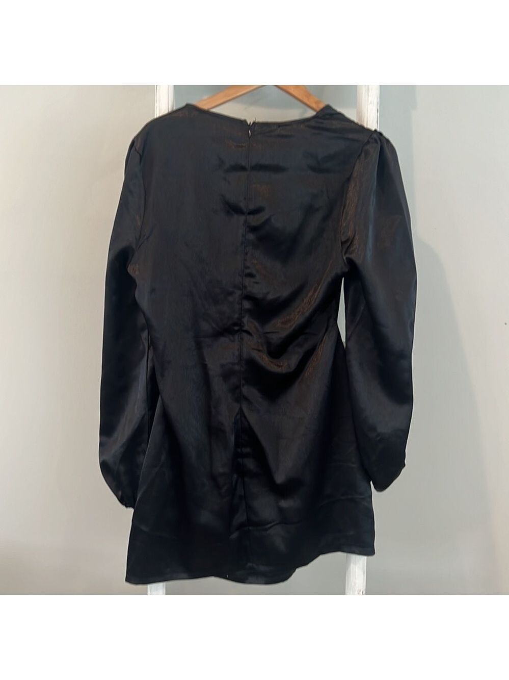 PRETTYLITTLETHING nwt black satin plunge twist front cut out bodycon dress 12 - Picture 7 of 10